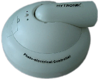 The HYTRONIK Light Level Controller model IP54 can measure the lightlevel on a distant location of max. 100 meter. The output signal is 0 to 10 Volt or on demand also 4 to 20 mA. The supply power is 230 V 50/60 Hz.